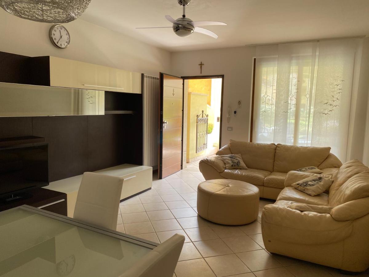 Fronte Lago Casa Vacanze Apartamento Toscolano Maderno Exterior foto